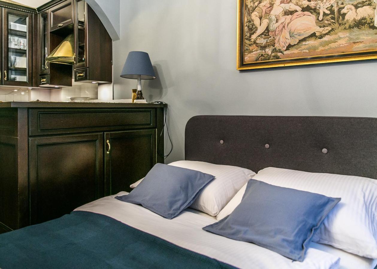 Apartment Gloria III Old Town Варшава Экстерьер фото